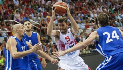Rudy Fernández busca hueco entre Barton y Satoransky