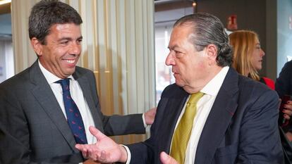 El presidente del PPCV, Carlos Mazón, con el presidente de la Asociación Valenciana de Empresarios, Vicente Boluda, este jueves.