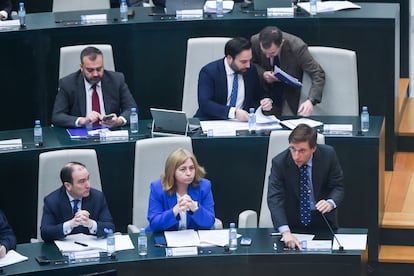 El alcalde de Madrid, José Luis Martínez Almeida, durante una sesión ordinaria del pleno municipal, en el Palacio de Cibeles, a 28 de enero de 2025, en Madrid.