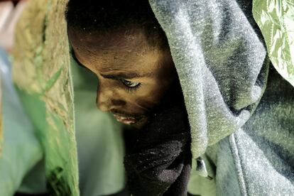 Un chico de 22 años de Eritrea en el barco de Proactiva Open Arms después de ser rescatado en el mar Mediterráneo. 