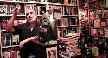 Michael Seidenberg, en su casa-librer&iacute;a neoyorquina.