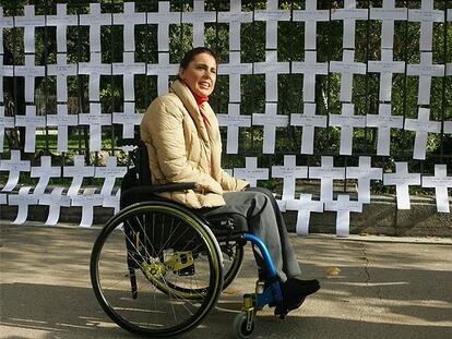 Mar Cogollos, presidenta de la Asociación para el Estudio de la Lesión Medular, en el Retiro (Madrid).