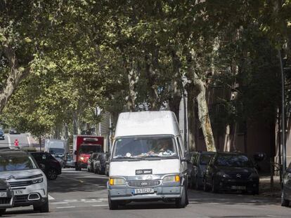 Un vehicle especialment contaminant a Barcelona.