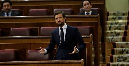 El presidente del PP, Pablo Casado, durante una sesión de control al Gobierno.