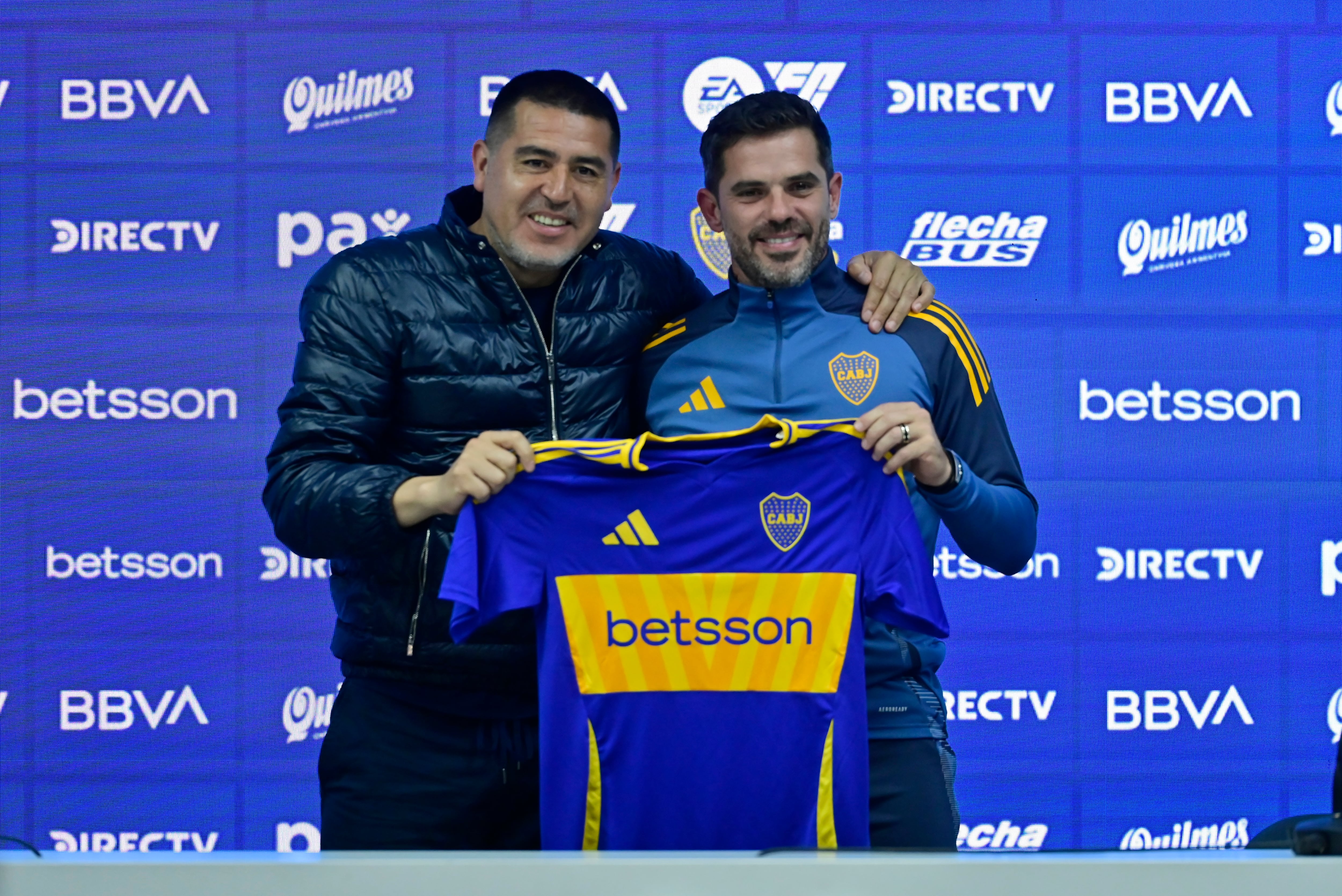 Fernando Gago vuelve a sus inicios, ahora como entrenador