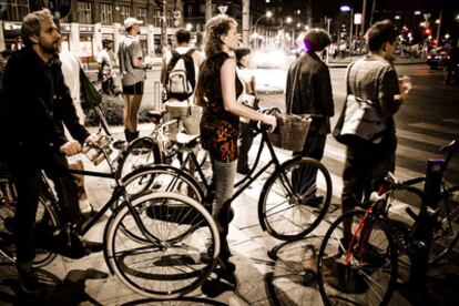 De Barcelona a San Sebastián y Londres, pasando por los clásicos como Copenhague y Ámsterdam. Las ciudades ganan adeptos de la bicicleta. Aquí no hay marcha atrás. Es un cambio de movilidad. Y de actitud. En la imagen, Budapest.