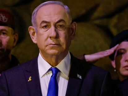 El primer ministro de Israel, Benjamín Netanyahu, el pasado día 6, durante la ceremonia de la memoria del Holocausto, en el centro Yad Vashem, en Jerusalén.