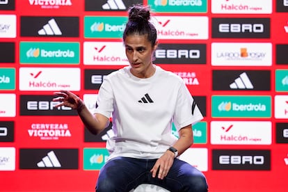 La seleccionadora, Montse Tomé, este martes en la Ciudad del Fútbol de Las Rozas, a las afueras de Madrid.