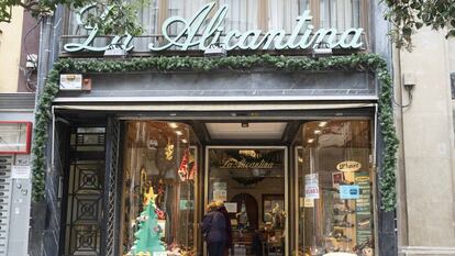 Fachada de La Alicantina, uno de los negocios que se ha adherido a la plataforma 'Marketplace' Zaragoza Centro.