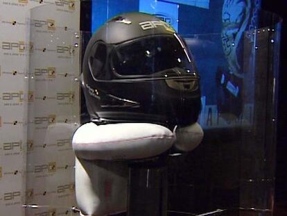El primer casco con airbag llegará a las tiendas el 13 de mayo