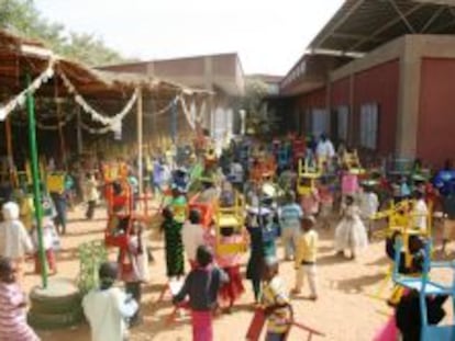 Niños en la Fundación Amigos de Rimkieta en Uagadugú (Burkina Faso).