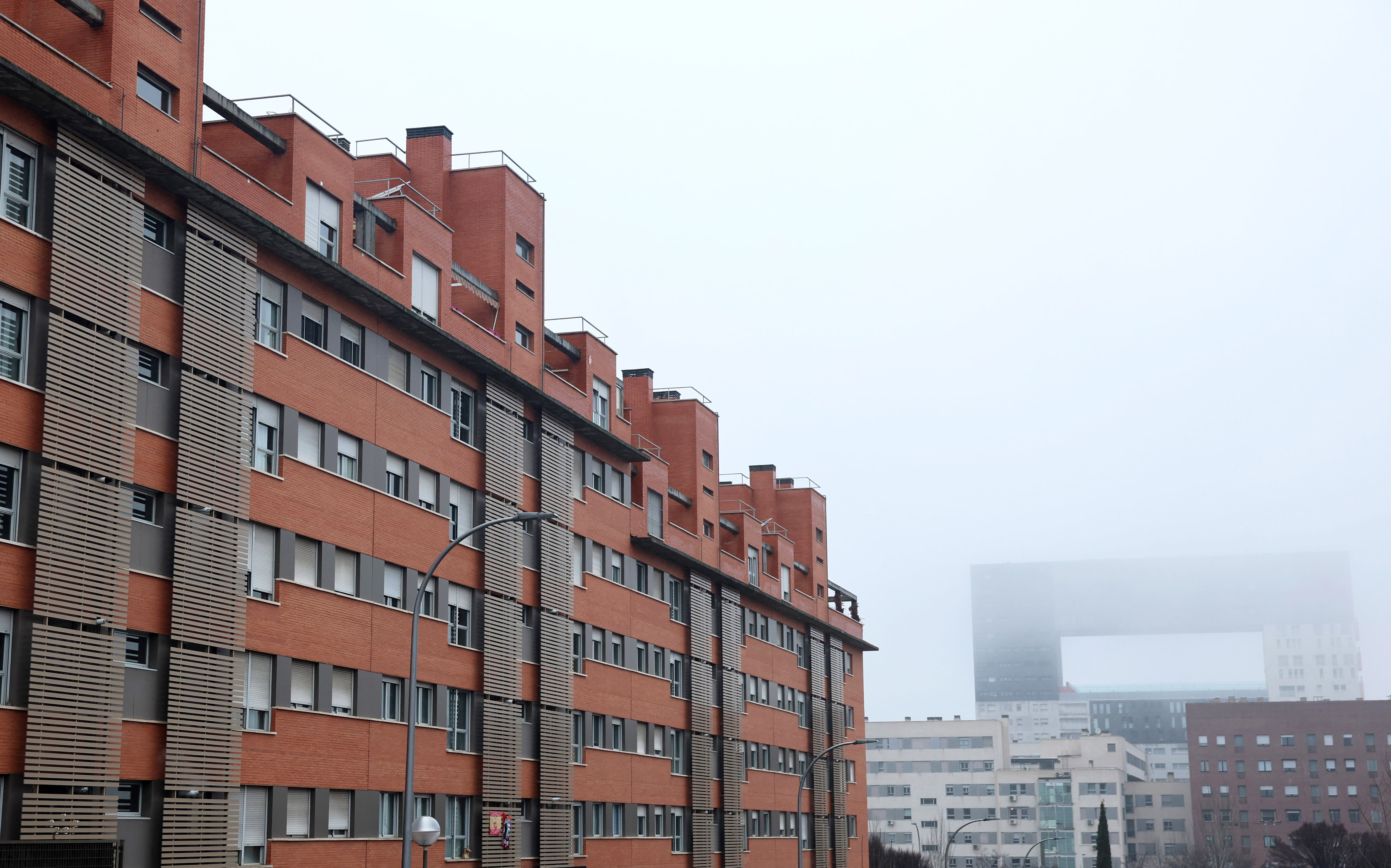 Un bloque de pisos en el barrio de Sanchinarro en Madrid.