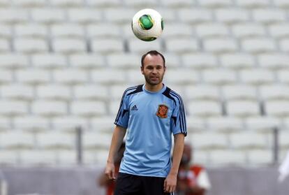 Andrés Iniesta durante un entrenamiento previo al enfrentamiento con Italia el jueves.