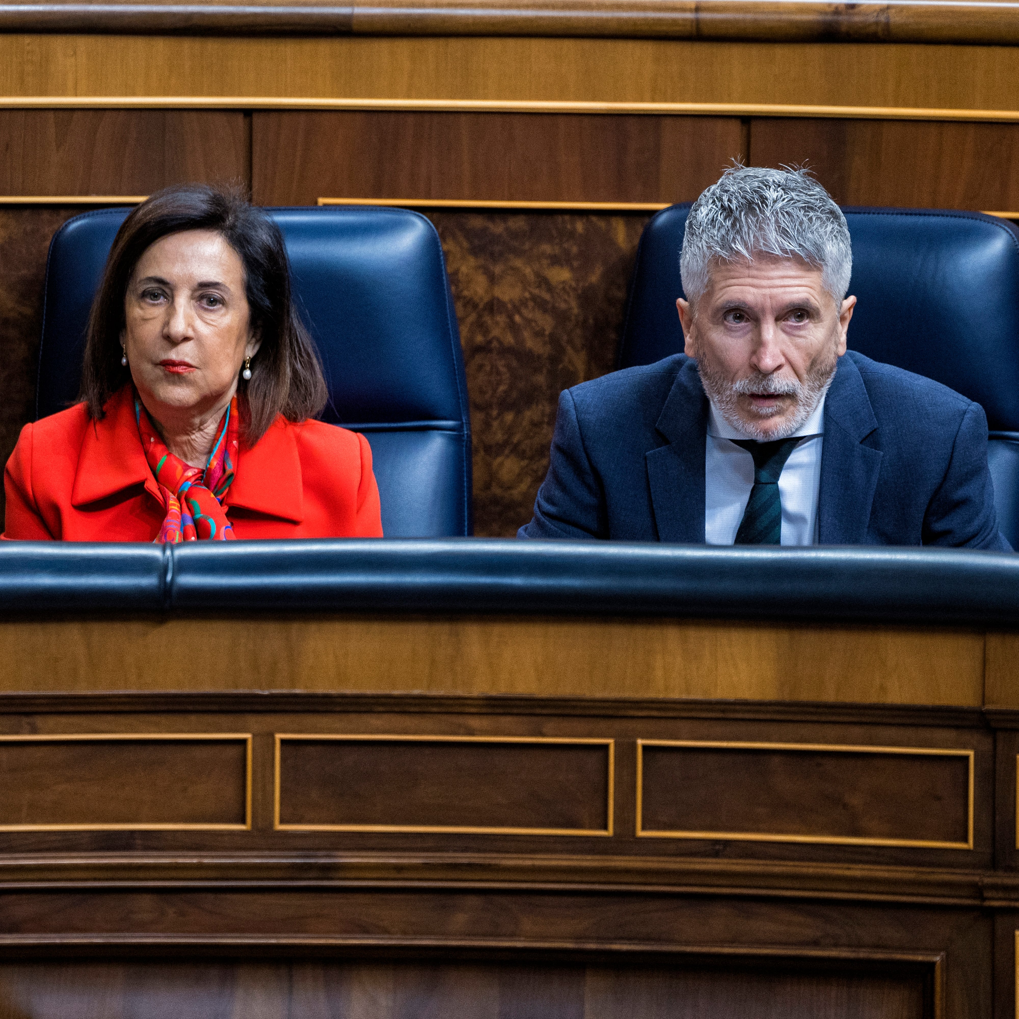 Robles indigna al resto del Gobierno al chocar con Marlaska y plantear que el CNI sí avisó de que venía un gran salto en Ceuta