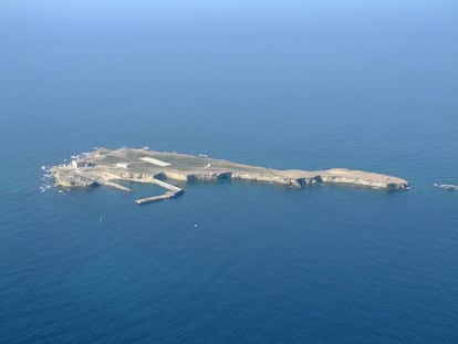 Vista aérea de la Isla de Alborán.