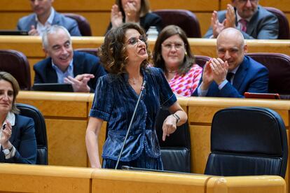 La vicepresidenta primera, María Jesús Montero, durante el pleno.