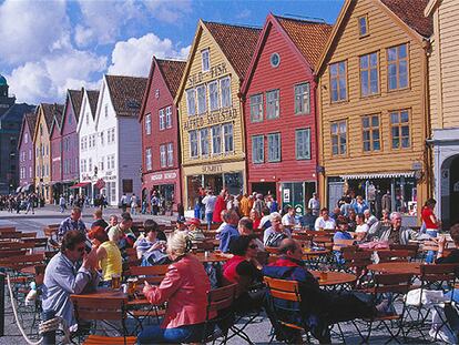 Bryggen, el barrio de la Liga Hanseática del puerto histórico de Bergen, fue declarado patrimonio de la humanidad por la Unesco en 1979.