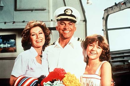 Pero para series longevas, <i>Vacaciones en el mar.</i> Arrancó en 1977 y durante diez temporadas el barco capitaneado por Gavin MacLeod surcó los televisores de EE UU. Y aún tuvo en 1998 una secuela protagonizada por Robert Urich que alcanzó menor popularidad.