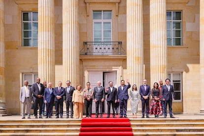 Encuentro de los presidentes de la Organización del Tratado de Cooperación Amazónica con autoridades indígenas y de la sociedad civil, en Bogotá.