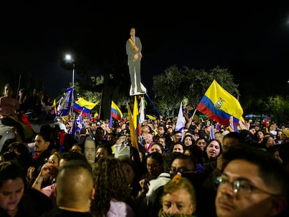 Partidarios de Daniel Noboa celebran su triunfo, en Quito, Ecuador