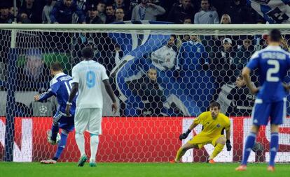 Casillas en el partido contra el Dinamo de Kiev.