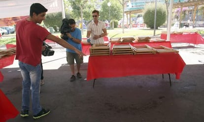Un testigo explica cómo y dónde ocurrieron los hechos desafortunados en los que un niño de 10 años ha resultado muerto tras la explosión de un petardo en el interior de una lata.