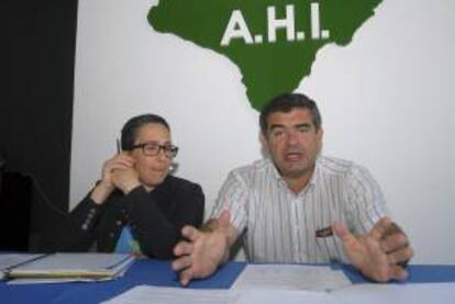 Asunción Amaro y Jose Miguel León, concejales de la Agrupación Herreña Independiente (AHI), en el ayuntamiento de Valverde.