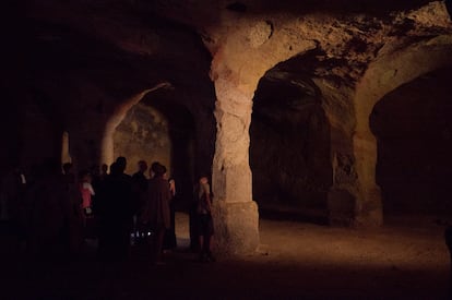 Galerías subterráneas de la fortaleza del montículo verde Kalemegdan. Las mismas recorren el subsuelo calizo de Belgrado y en el pasado fueron vías estratégicas invisibles que sus habitantes, a veces, sus invasores, usaron para protegerse, esconderse y huir.