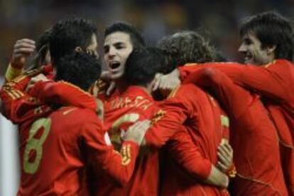 Jugadores de la Selección española de fútbol celebrando un gol.
