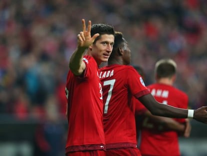 Lewandowski celebra su tercer gol ante el D&iacute;namo de Zagreb.