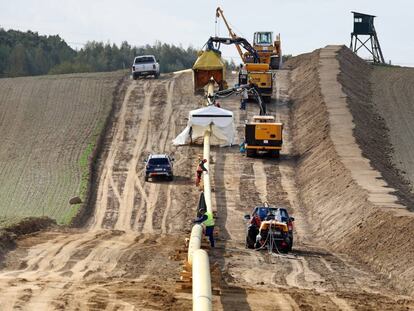 Obras de construcción de un nuevo gasoducto en el municipio alemán de Sponholz.