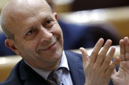 El ministro de Cultura, Educación y Deportes, José Ignacio Wert, durante la sesión de control al Gobierno en el Senado.