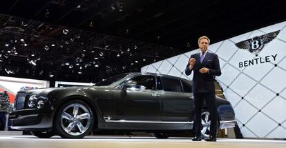 El presidente ejecutivo de Bentley, Wolfgang Durheimery durante la presentación del Bentley SUV Bentayga .