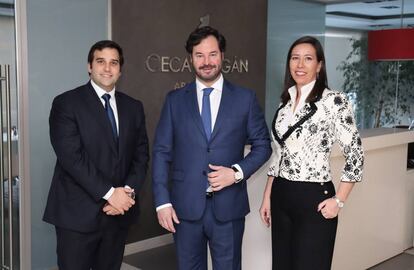 Miguel Lobón, Esteban Ceca y Almudena Medina. 