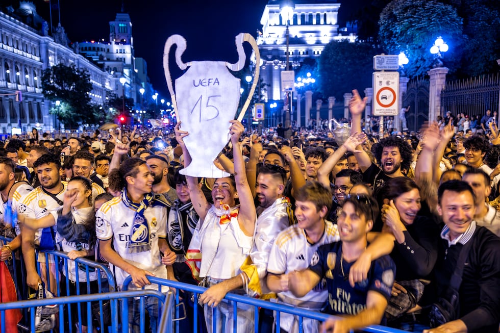 La fiesta en Cibeles tras la decimoquinta Champions del Real Madrid, en ...