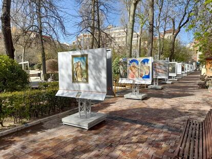 Cuenca acoge la exposición El Prado en las calles con reproducciones de sus obras más emblemáticas. Hasta el 26 de abril, el Parque de San Julián de esta ciudad manchega recreará la experiencia de contemplar con sus dimensiones reales 50 de las pinturas más relevantes de su colección. La exposición didáctica está organizada por el Museo Nacional del Prado y la Fundación Iberdrola España, con la colaboración de la Junta de Castilla-La Mancha. La muestra, comisariada por Fernando Pérez Suescun, jefe de contenidos didácticos de la pinacoteca madrileña, tiene como objetivo impulsar el conocimiento y la difusión de las colecciones y la identidad cultural del patrimonio histórico adscrito al museo, favoreciendo el desarrollo de programas de educación y actividades de divulgación cultural. Se pretende recrear virtualmente la experiencia de visitar el museo.