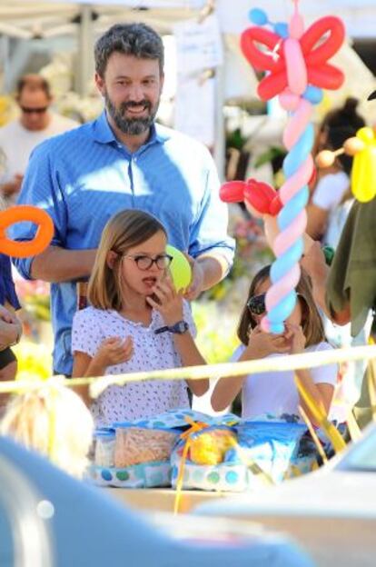 Ben Affleck con su hija Violet.