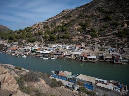 06-11-23 Alfonso Durán, Algameca Chica, Cartagena. La Algameca Chica fue refugio veraniego de pescadores y mineros, hoy es una comunidad centenaria.