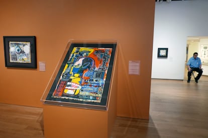 Vista de la exposición dedicada a Basquiat en el Museo de Arte de Orlando el pasado 1 de junio, antes de que la policía se incautara de 25 cuadros de atribución dudosa.