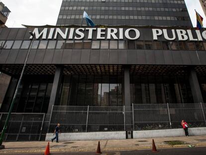 One of the many public buildings closed in Caracas due to power shortages.