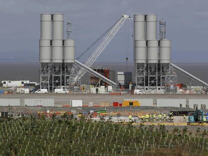 Trabajos en la central de Hinkley.