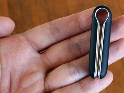 El Fitbit cabe en cualquier parte.