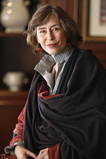 La escritora iraní, Azar Nafisi, en febrero de 2010.