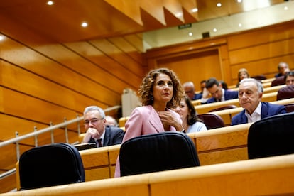 La vicepresidenta primera y ministra de Hacienda, Mara Jess Montero, durante el Pleno celebrado en el Senado este martes.