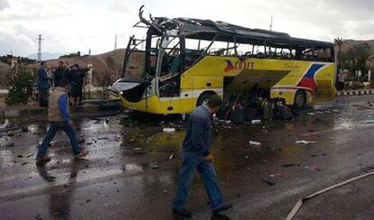 Un ataque a un autobús de turistas causó cuatro muertos en Taba, en el Sinaí, en febrero de 2014.