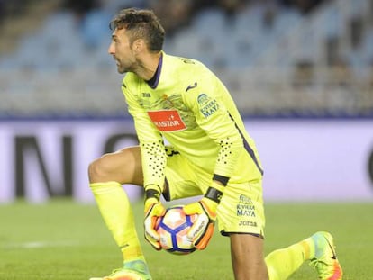 Diego L&oacute;pez, ante la Real Sociedad. 