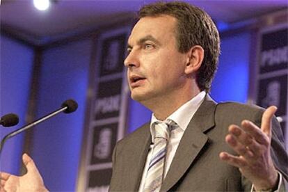 Rodríguez Zapatero, tras la reunión de la Ejecutiva Federal de su partido para evaluar los resultados.