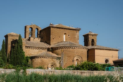 Exteriores del Monasterio de Santa María de Sijena.