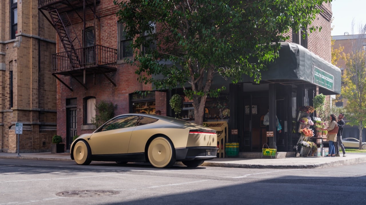 Tesla reconoce algo clave en sus robotaxis: en ocasiones un humano toma el volante