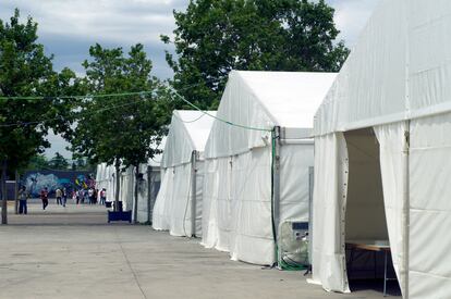 Carpas habilitadas para el estudio epidemiológico en Torrejón.